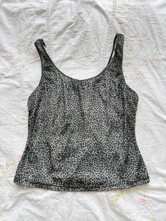 Jessica Tops - Leopard Print Women's Tank Top - Black/Green
